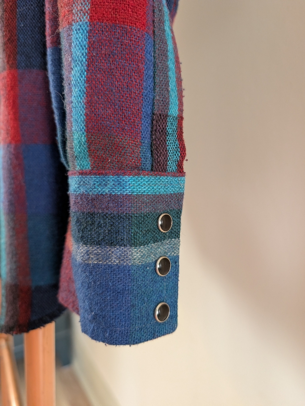 80s "Wrangler - Cowboy Cut - Regular Fit" Multicolor Plaid Western Flannel Shirt - Picture 3 of 10